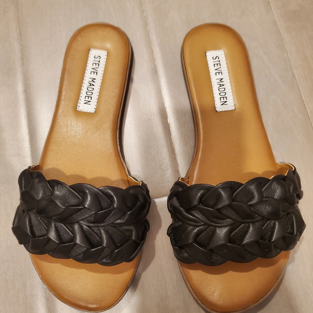 Steve Madden leather slides